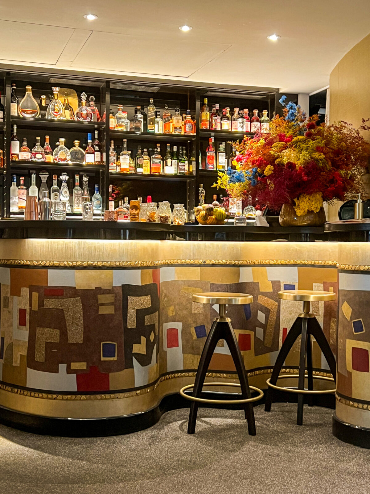 Burgundy Paris comptoir bar