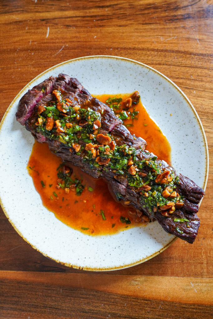 plat bavette sauce pimentee maison bogard