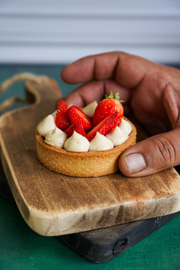 giardino tartelette fraise tonka photographie culinaire à paris