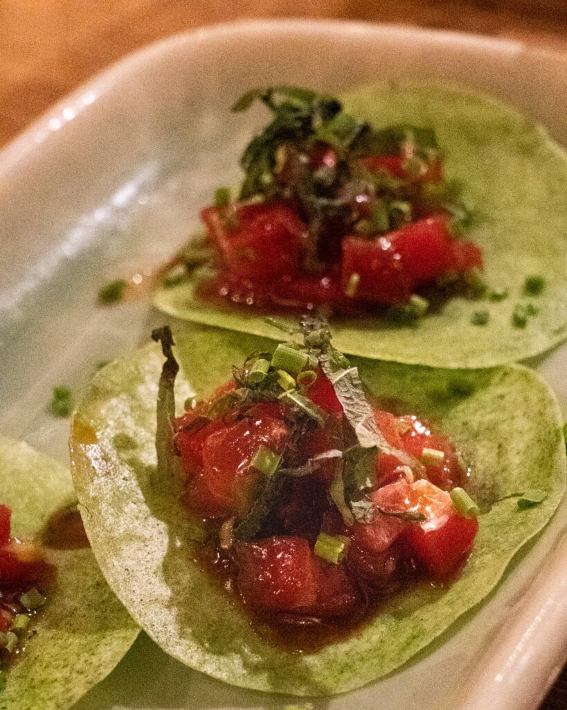 mini tacos tartare thon restaurant far nomo