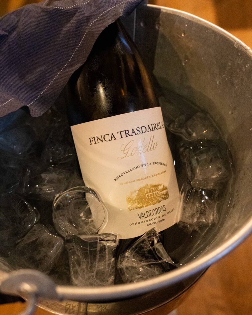 vin blanc espangol valdeorras restaurant far nomo
