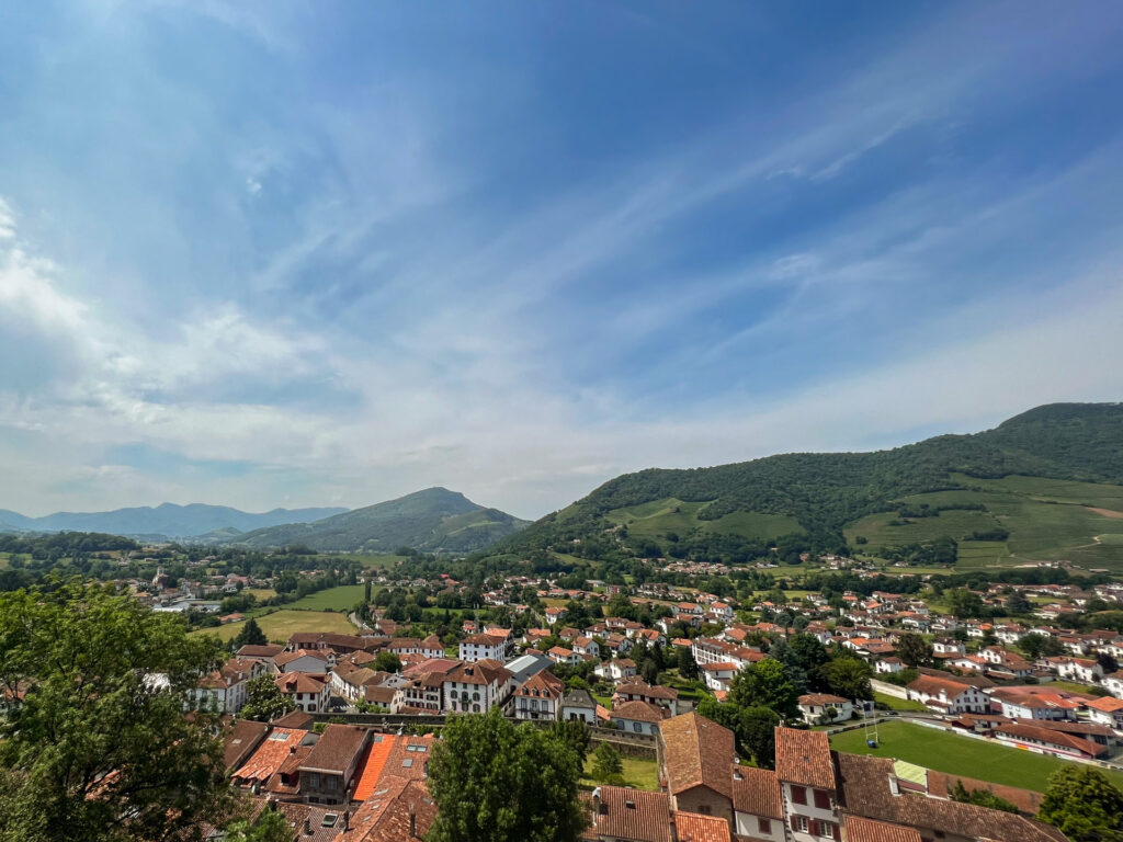pays basque citadelle panorama aop Irouléguy