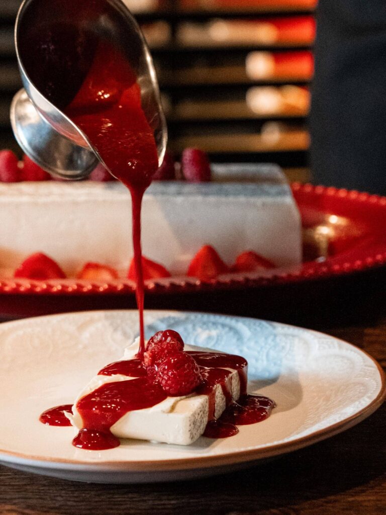 giuse panacotta coulis giuse trattoria